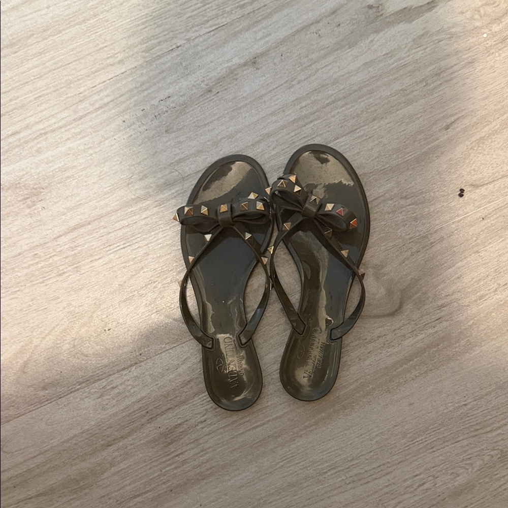 Valentino Garavani Black Bow Sandals